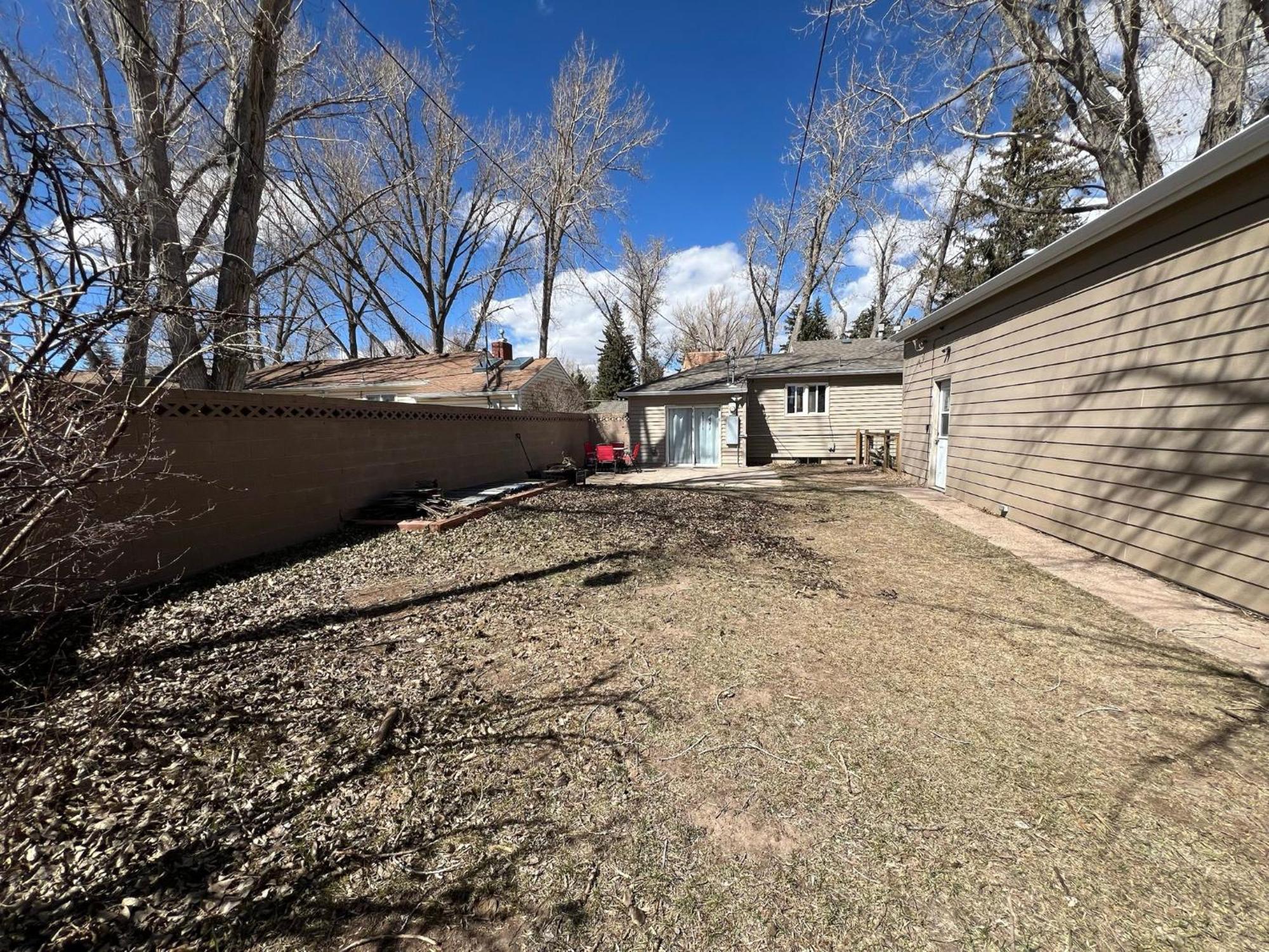 Cozy Tree-Area Home In Laramie Exterior photo